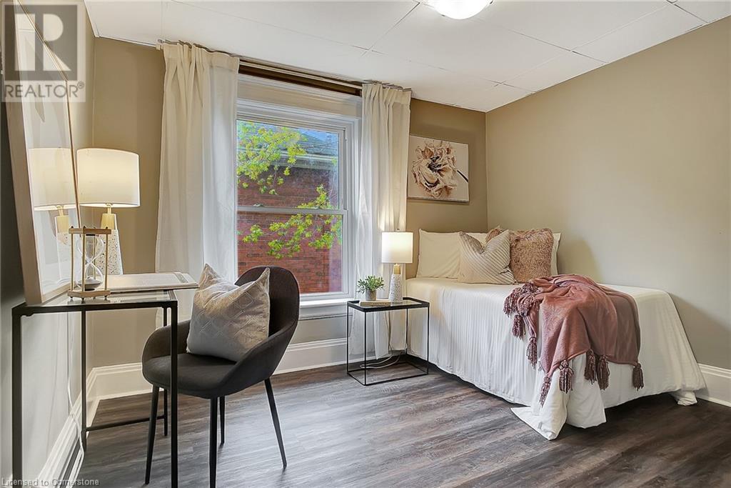 211 Dolph Street N, Cambridge, Ontario  N3H 2A6 - Photo 8 - 40724773