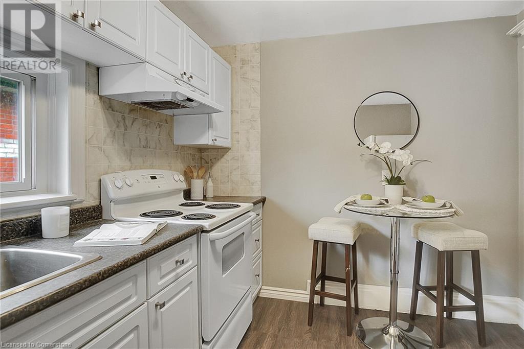 211 Dolph Street N, Cambridge, Ontario  N3H 2A6 - Photo 6 - 40724773