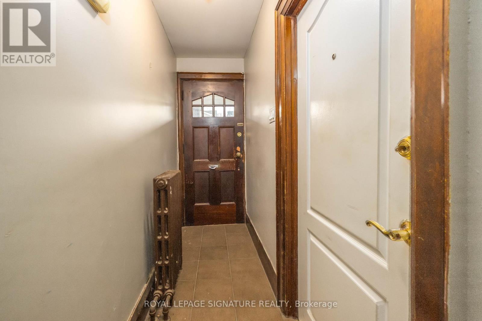 Property at 38 BONNIE BRAE BOULEVARD image 2