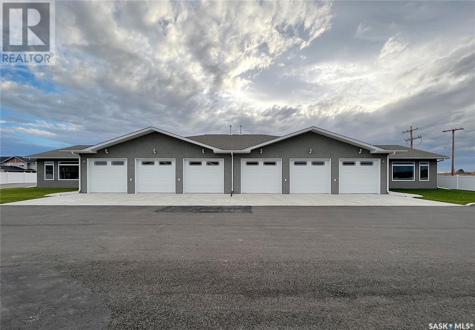 9 2330 Morsky Drive, Estevan, Saskatchewan  S4A 3A5 - Photo 2 - SK005075