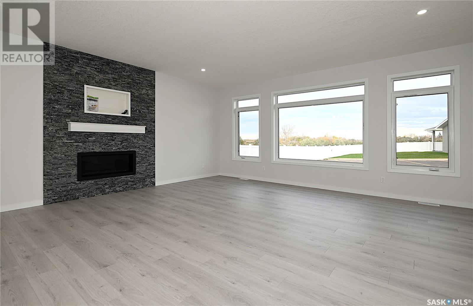 9 2330 Morsky Drive, Estevan, Saskatchewan  S4A 3A5 - Photo 6 - SK005075