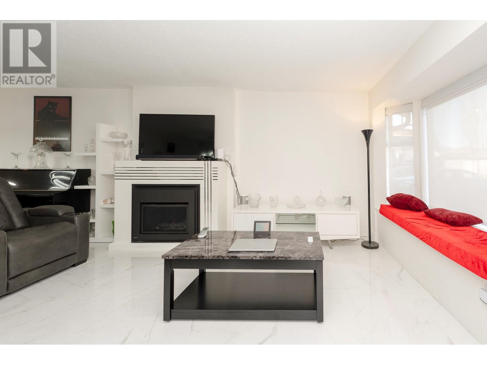 7 12049 217 Street, Maple Ridge, British Columbia  V2X 0M8 - Photo 3 - R2987280