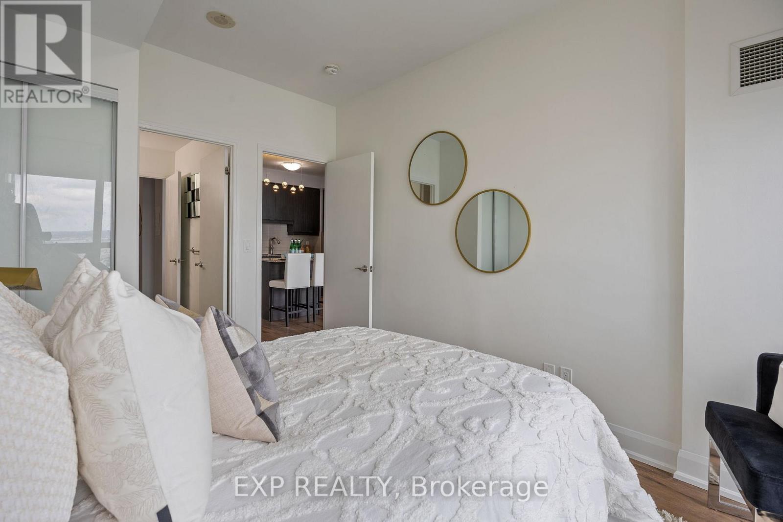 1908 - 2910 Highway 7 Road, Vaughan, Ontario  L4K 0H8 - Photo 21 - N12132463