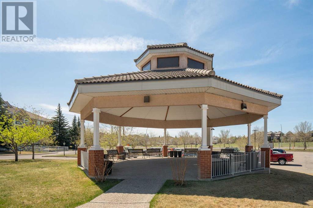 251, 6868 Sierra Morena Boulevard Sw, Calgary, Alberta  T3H 3R6 - Photo 2 - A2218204