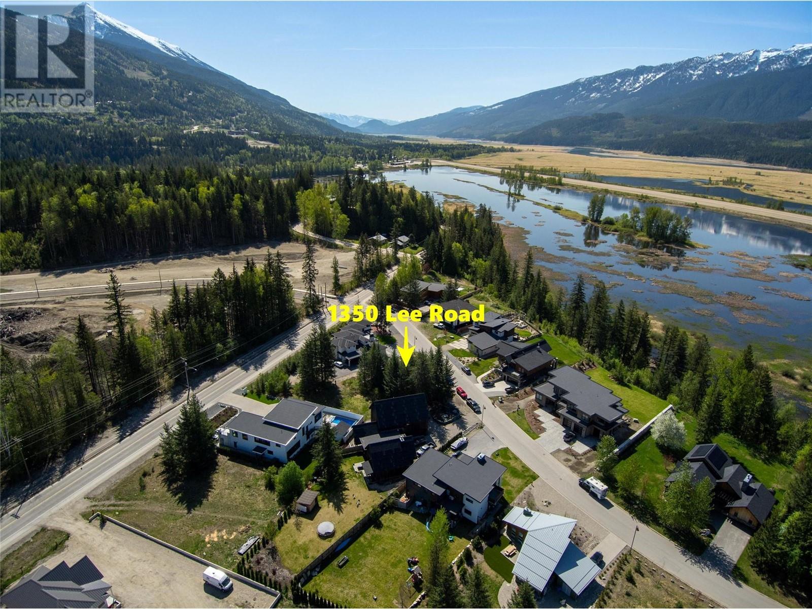 1350 Lee Road, Revelstoke, British Columbia  V0E 2S1 - Photo 4 - 10346221