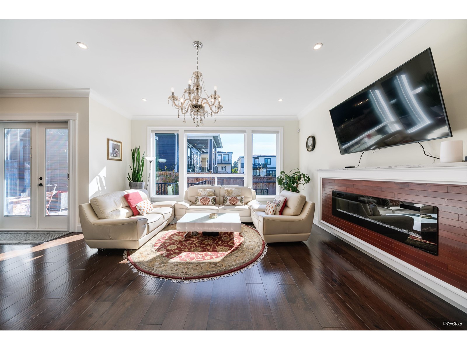 Property at 1732 166A STREET image 4
