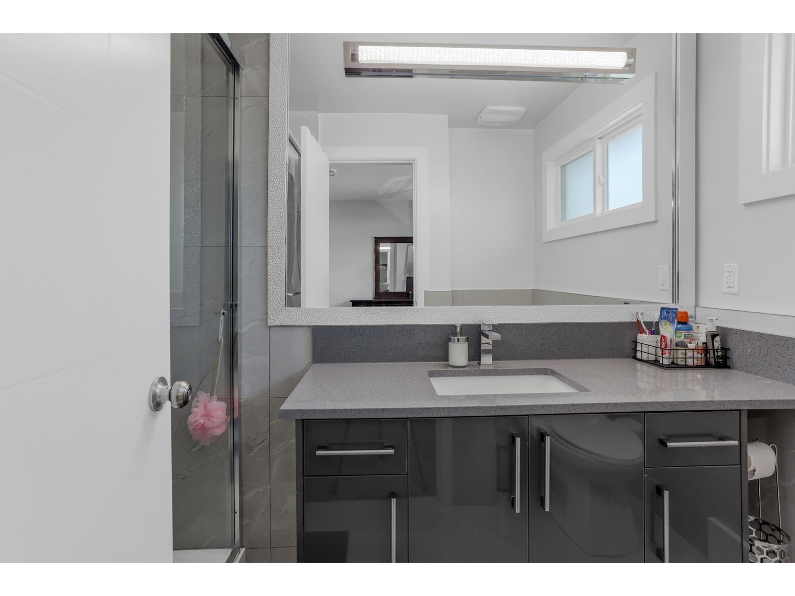 12481 75a Avenue, Surrey, British Columbia  V3W 0M3 - Photo 13 - R3000060