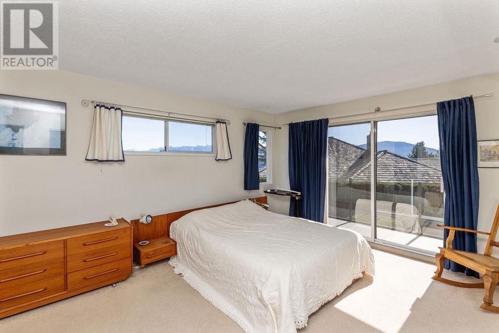802 Oceanmount Boulevard, Gibsons, British Columbia  V0N 1V8 - Photo 20 - R2991967