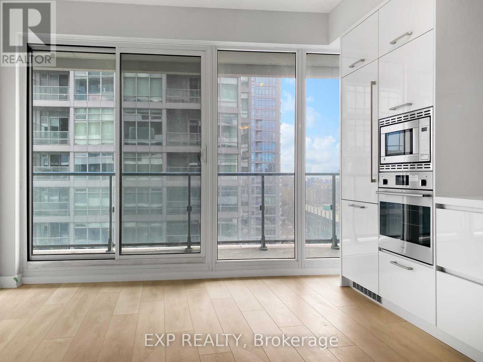 1906 - 2221 Yonge Street, Toronto, Ontario  M4S 2B4 - Photo 1 - C12132507