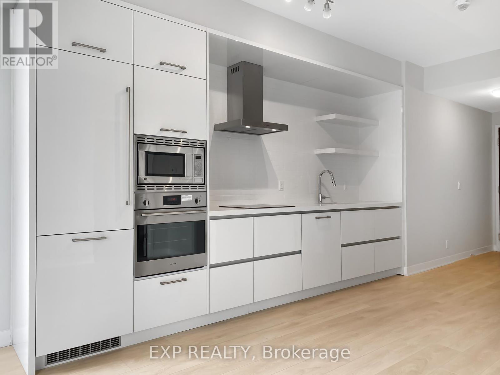 1906 - 2221 Yonge Street, Toronto, Ontario  M4S 2B4 - Photo 3 - C12132507