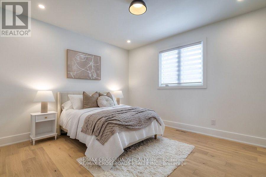 696 Hillview Crescent, Pickering, Ontario  L1W 2R7 - Photo 28 - E12132500