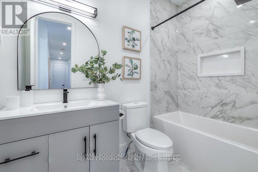 696 Hillview Crescent, Pickering, Ontario  L1W 2R7 - Photo 29 - E12132500