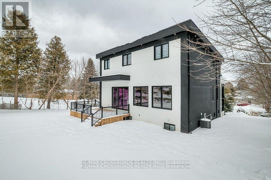 696 Hillview Crescent, Pickering, Ontario  L1W 2R7 - Photo 44 - E12132500