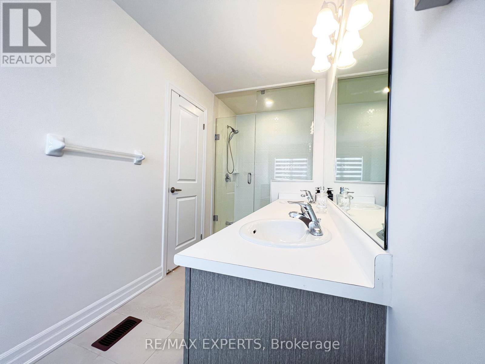 9256 Griffon Street, Niagara Falls, Ontario  L2G 3R6 - Photo 30 - X12132038