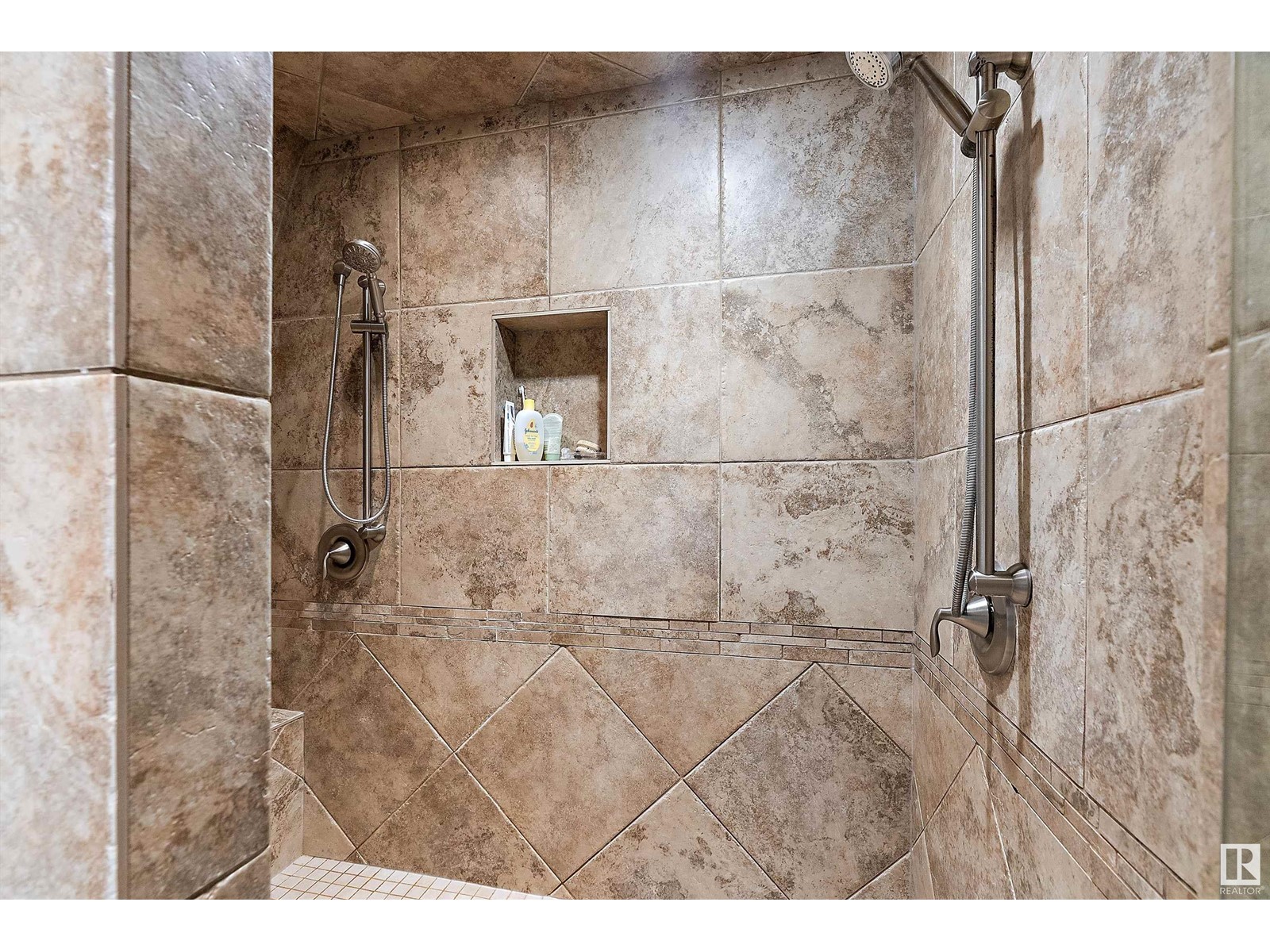 63 Fairway Dr Nw, Edmonton, Alberta  T6J 2C2 - Photo 25 - E4434909