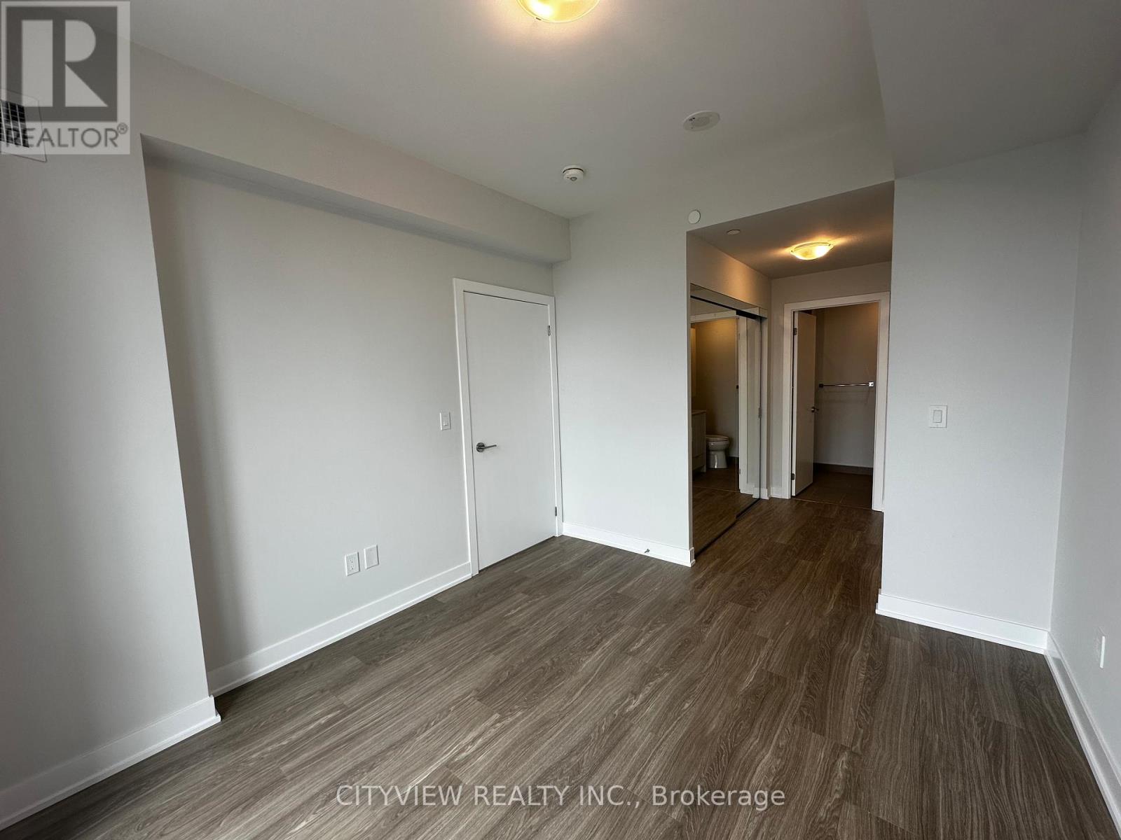 3406 - 430 Square One Drive, Mississauga, Ontario  L5B 0L6 - Photo 10 - W12132510