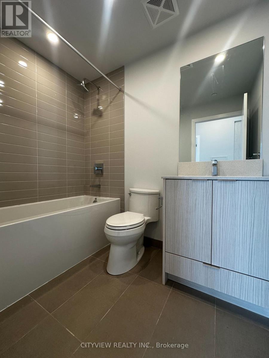 3406 - 430 Square One Drive, Mississauga, Ontario  L5B 0L6 - Photo 8 - W12132510