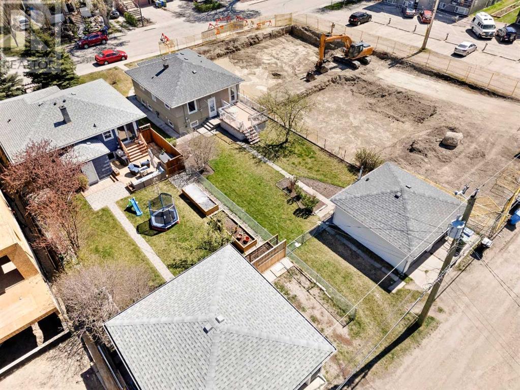 1727 28 Street Sw, Calgary, Alberta  T3C 1M1 - Photo 2 - A2218672