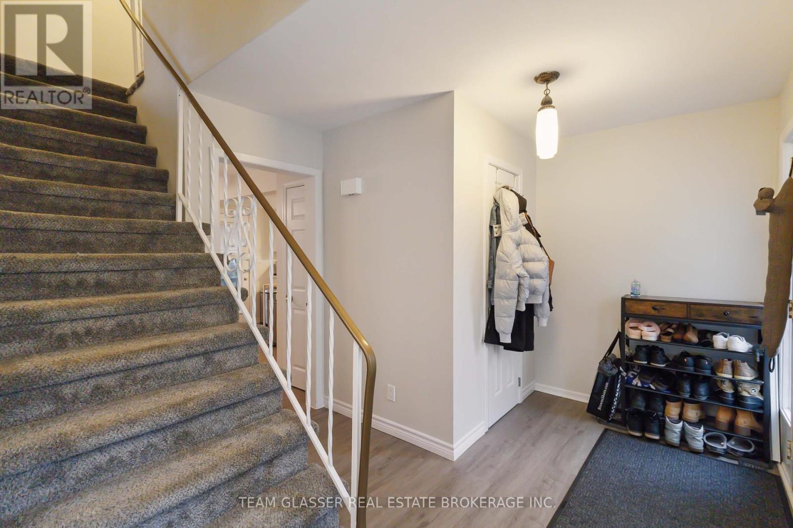 477 Elizabeth Street, London East, Ontario  N5W 3R9 - Photo 8 - X12128241
