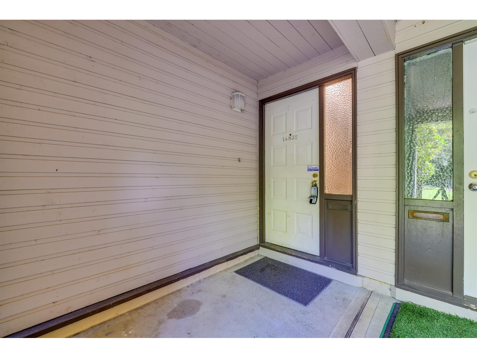 14832 Holly Park Lane, Surrey, British Columbia  V3R 6Y2 - Photo 5 - R2998665