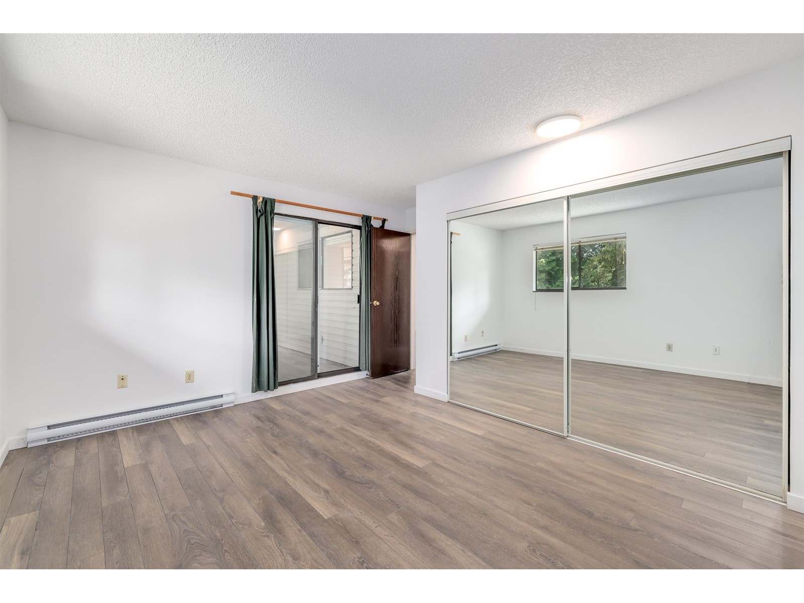 14832 Holly Park Lane, Surrey, British Columbia  V3R 6Y2 - Photo 24 - R2998665