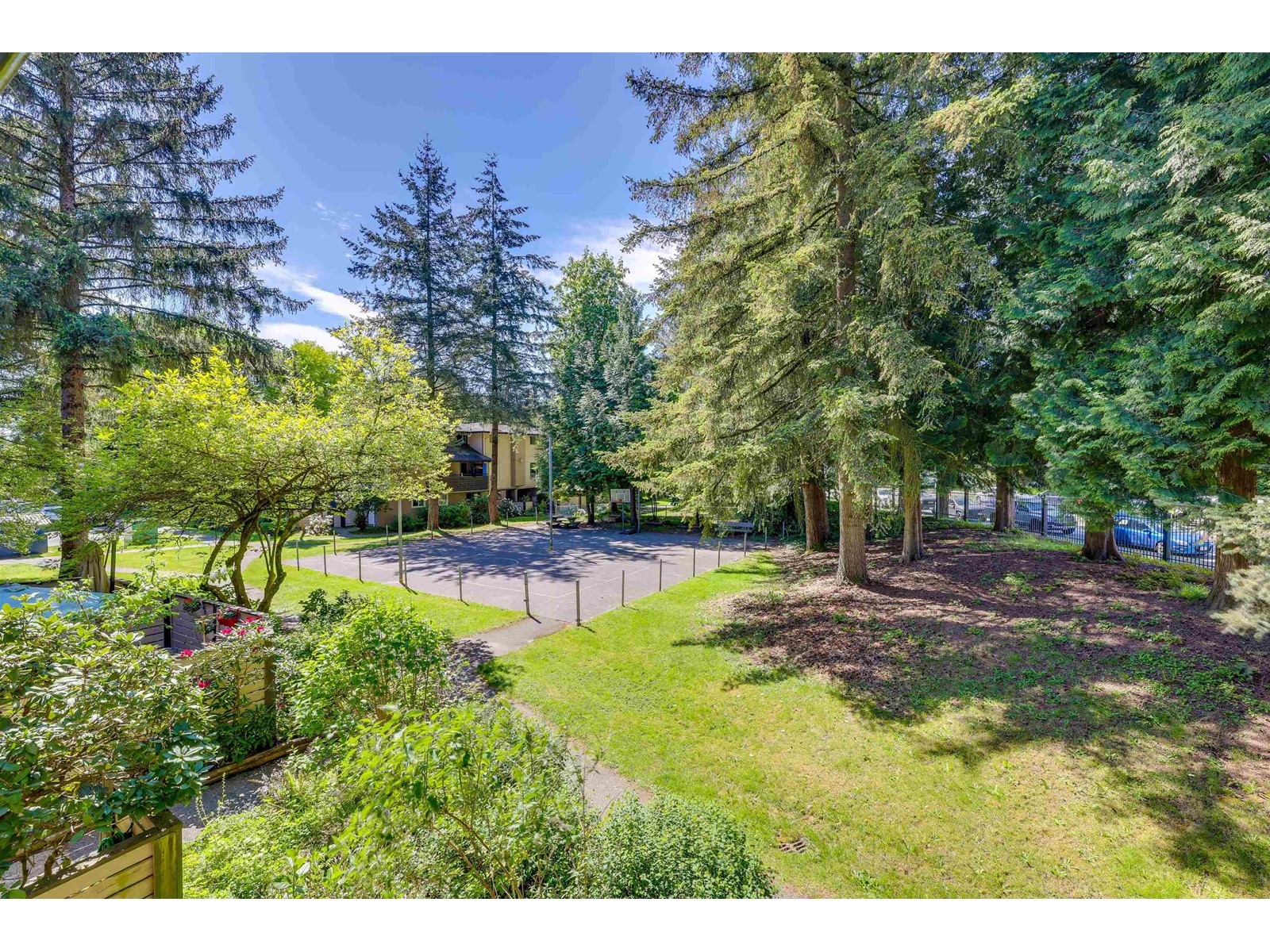 14832 Holly Park Lane, Surrey, British Columbia  V3R 6Y2 - Photo 28 - R2998665