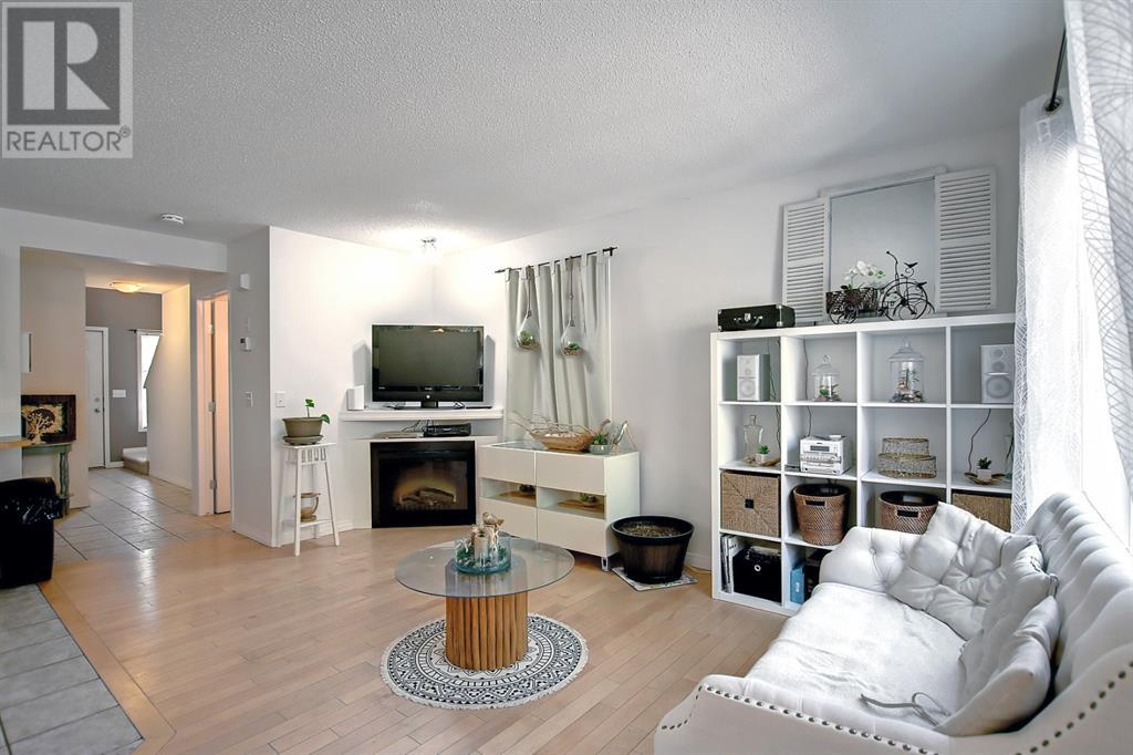 109 Hidden Creek Rise Nw, Calgary, Alberta  T3A 6L4 - Photo 7 - A2210556