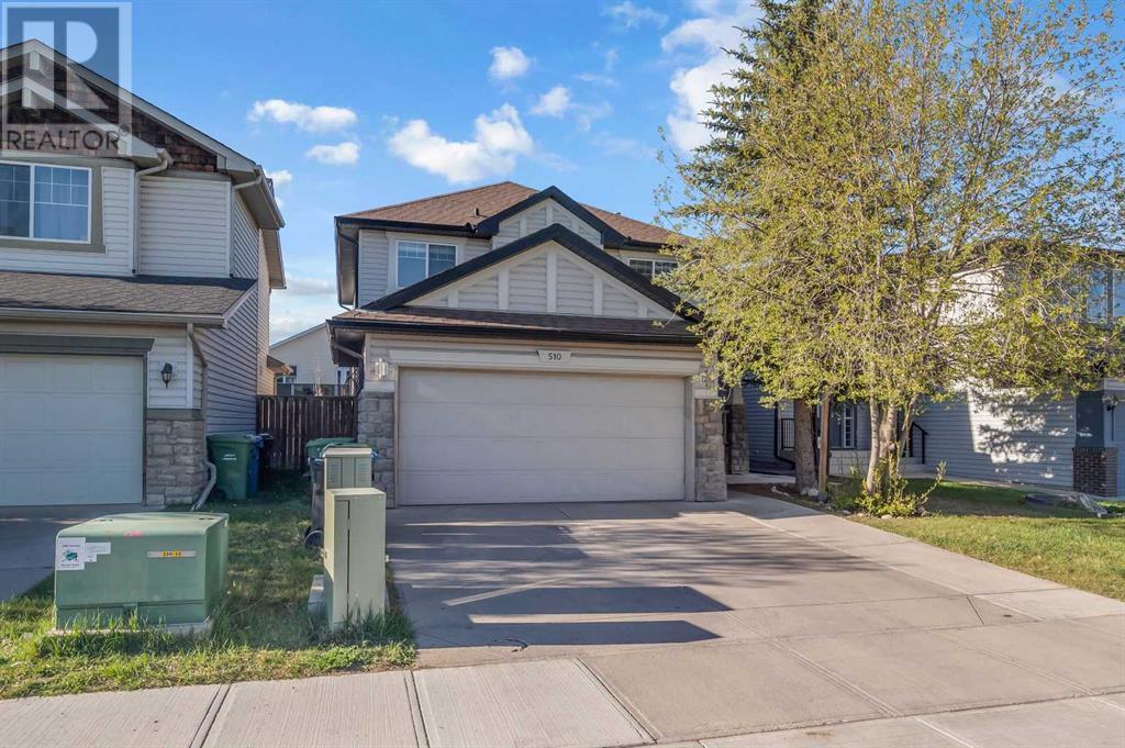 Property at 510 Panamount Boulevard NW image 2