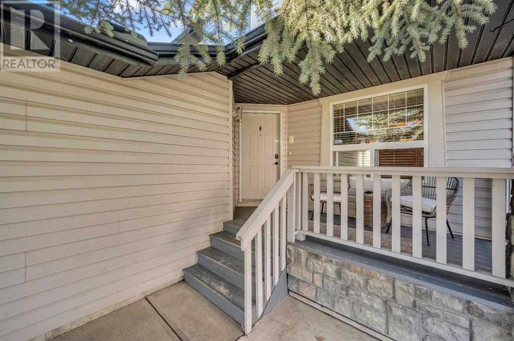 Property at 510 Panamount Boulevard NW image 4