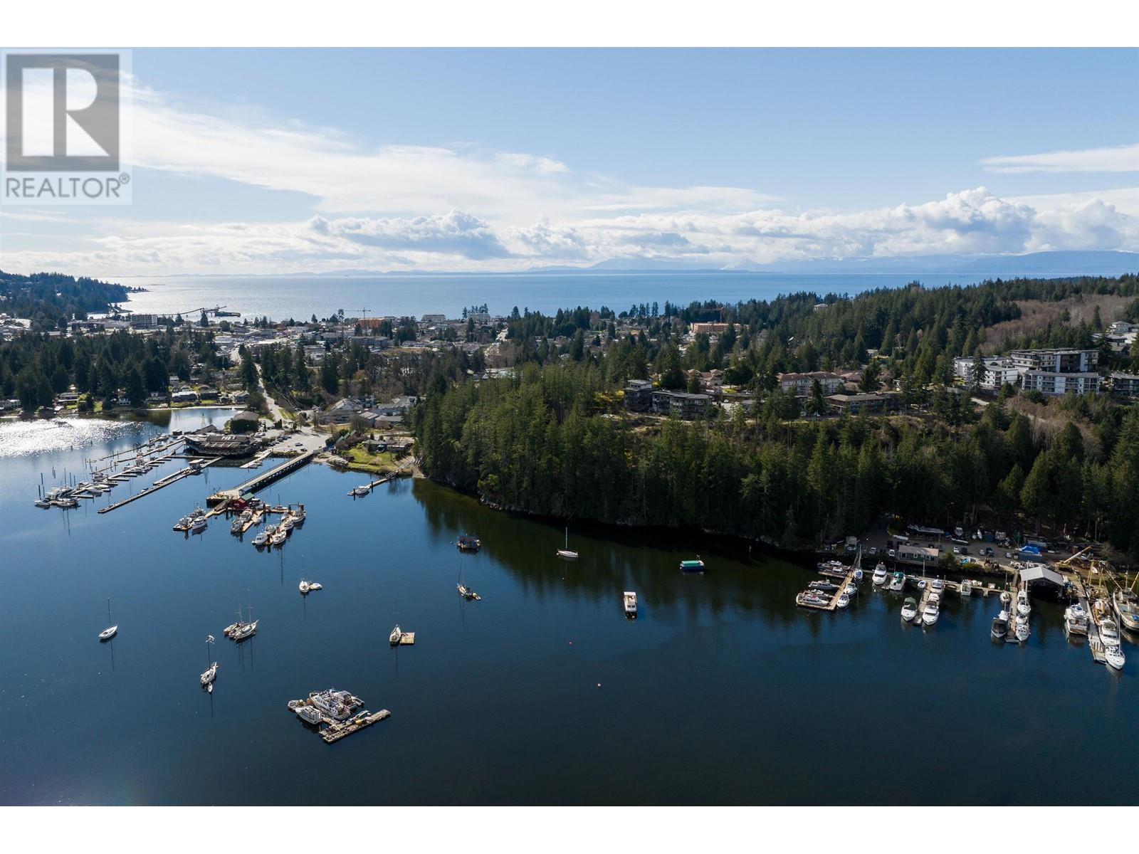 5778 Marine Way, Sechelt, British Columbia  V0N 3A6 - Photo 3 - R2997130
