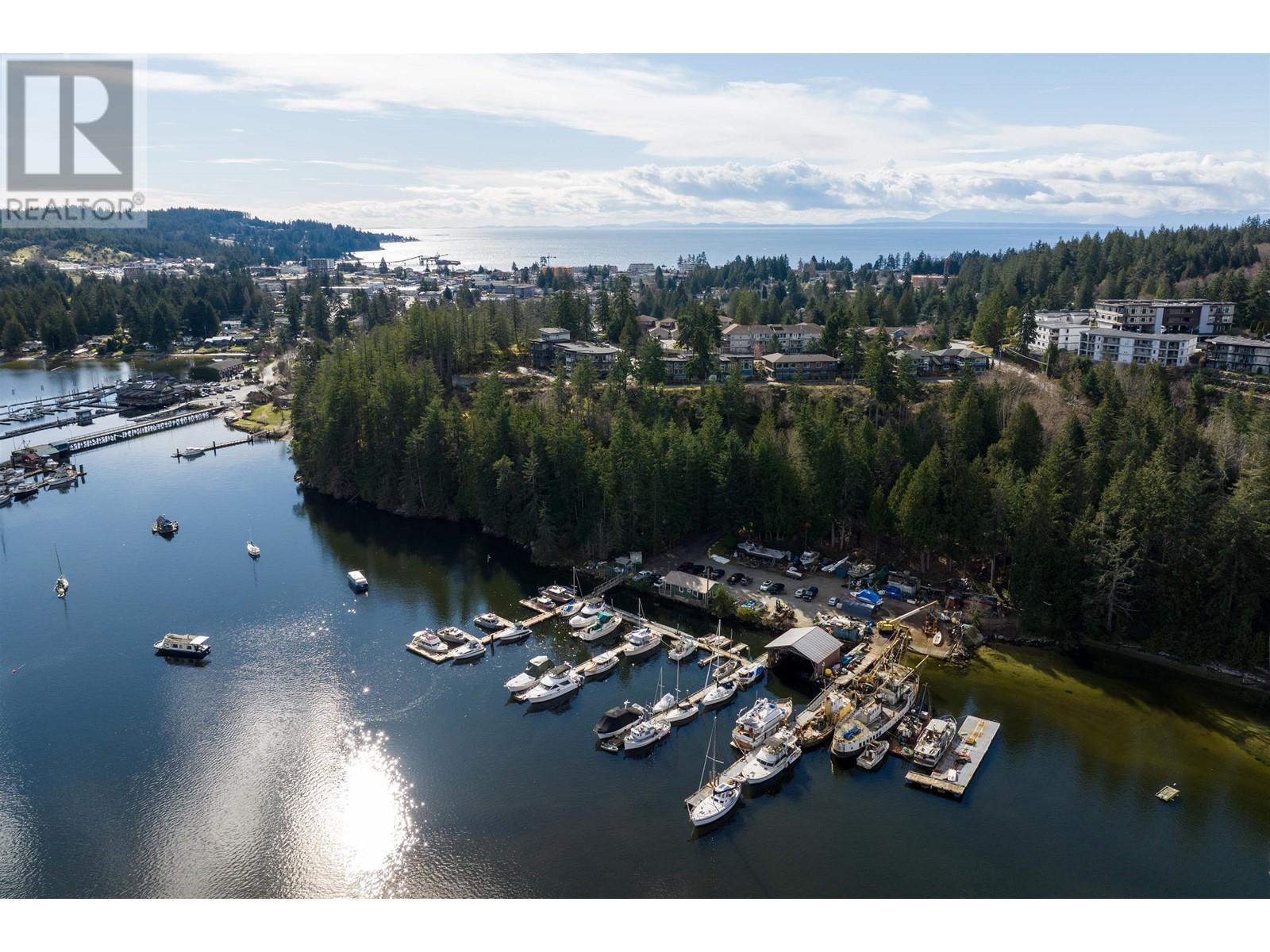 5778 Marine Way, Sechelt, British Columbia  V0N 3A6 - Photo 1 - R2997130