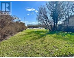 511 1a Avenue E Central, Brooks, Ca