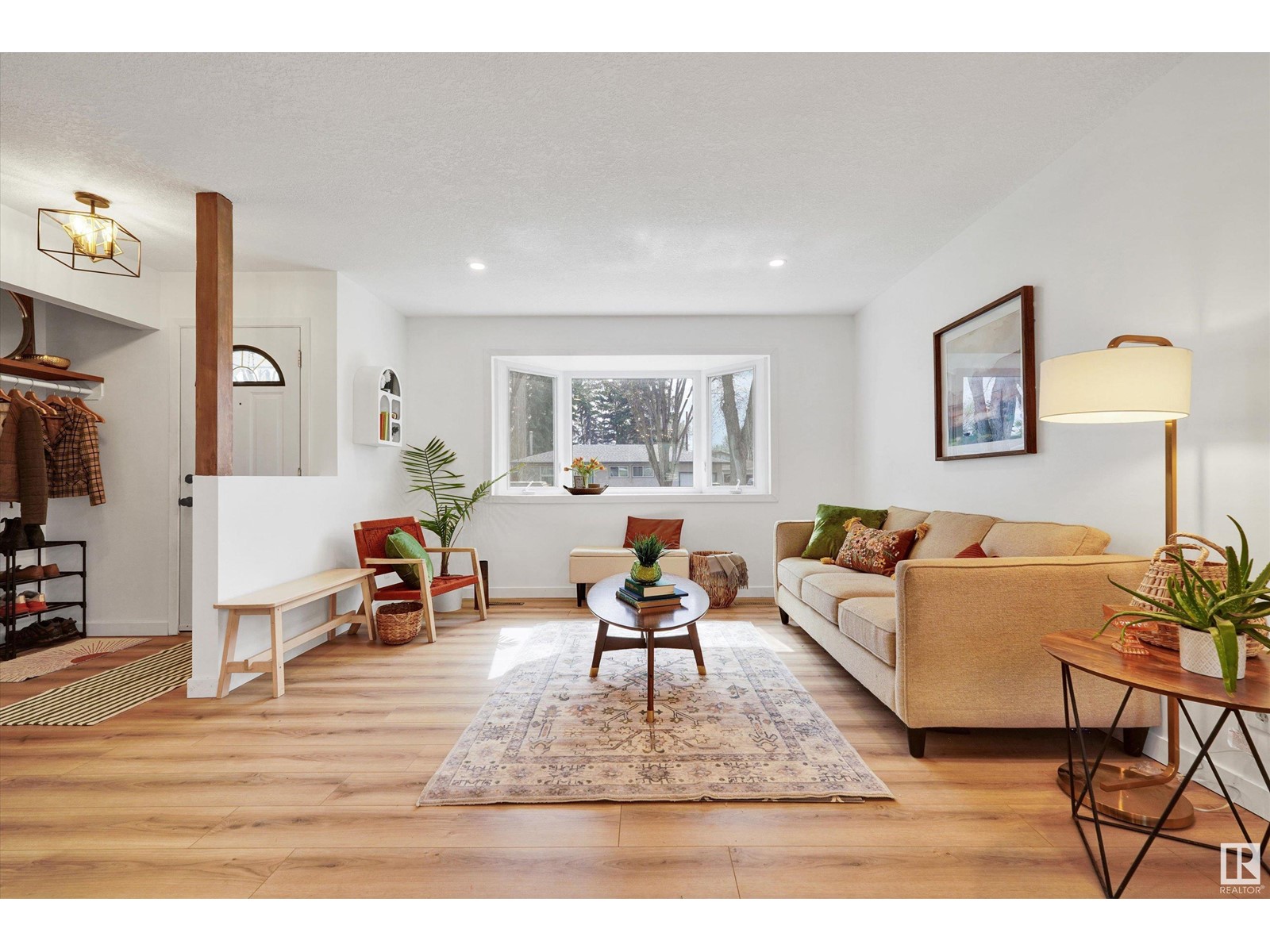 Property at 1 GRANDVILLE PL image 4