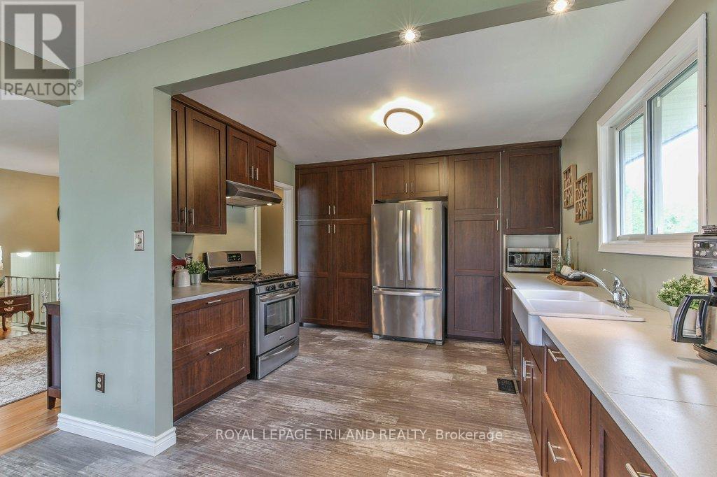 41 Fox Mill Court, London South, Ontario  N6J 2B7 - Photo 14 - X12132570