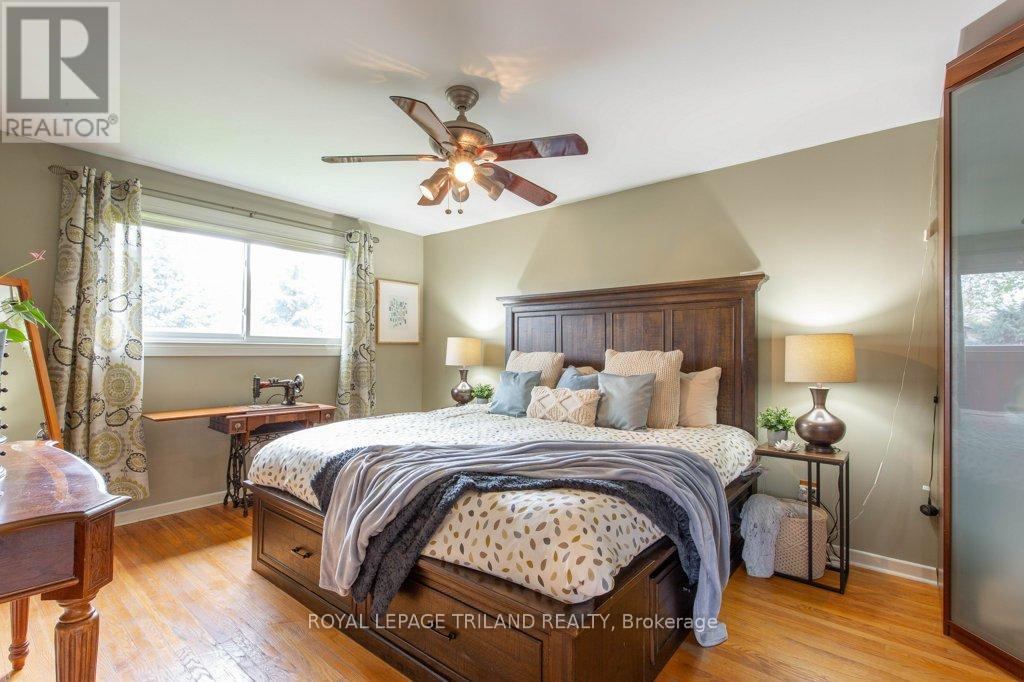 41 Fox Mill Court, London, Ontario  N6J 2B7 - Photo 21 - X12132570