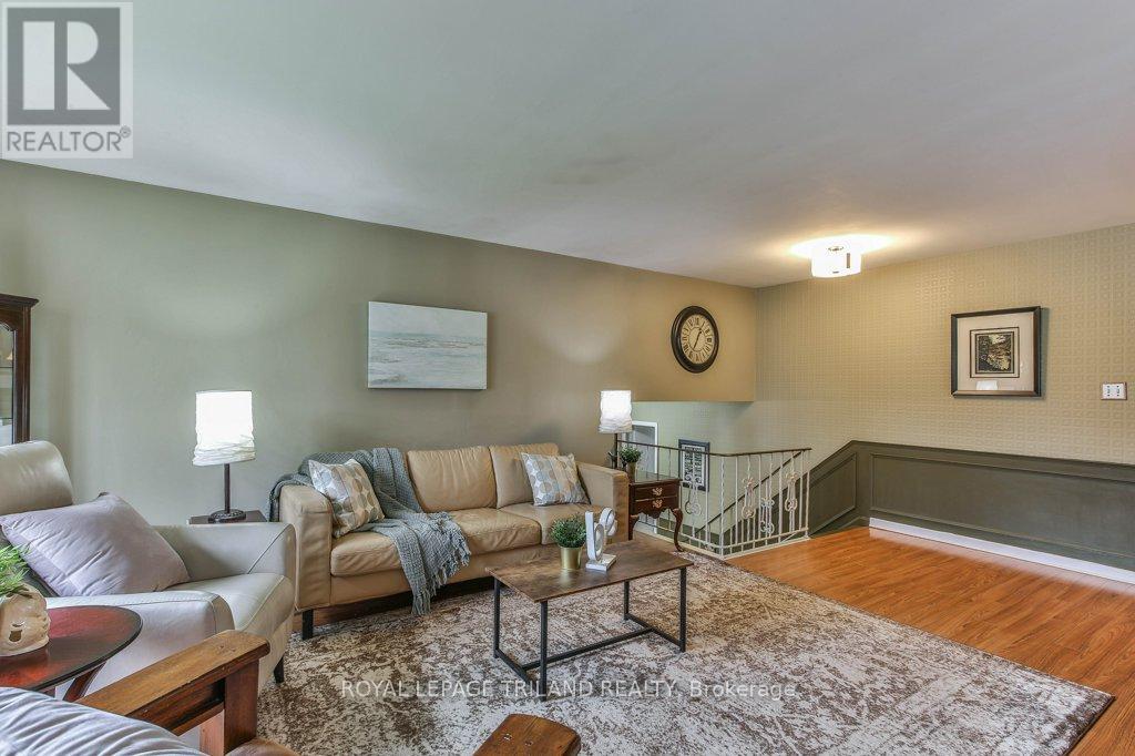 41 Fox Mill Court, London South, Ontario  N6J 2B7 - Photo 8 - X12132570