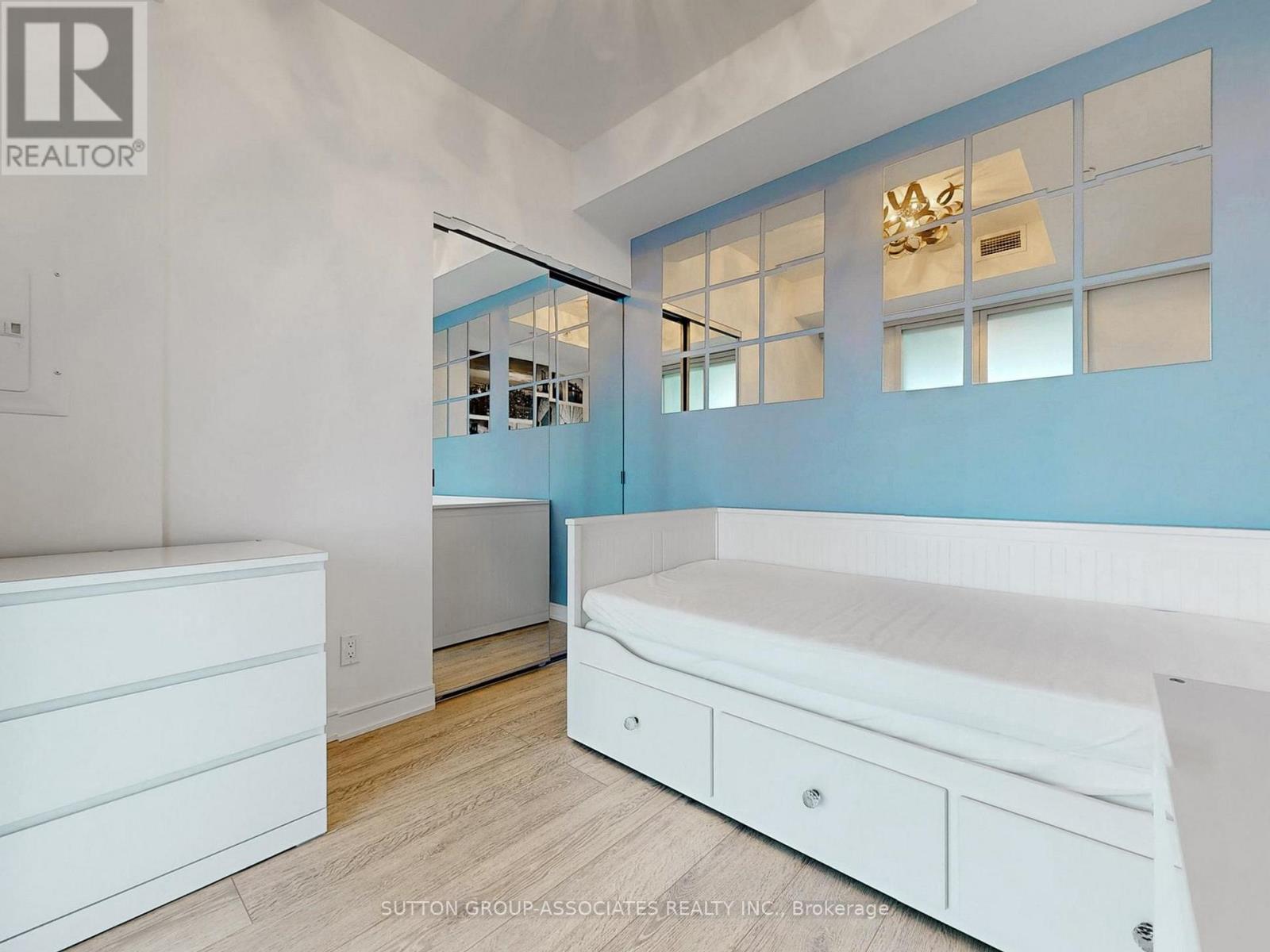 3904 - 88 Scott Street, Toronto, Ontario  M5E 0A9 - Photo 15 - C12132542
