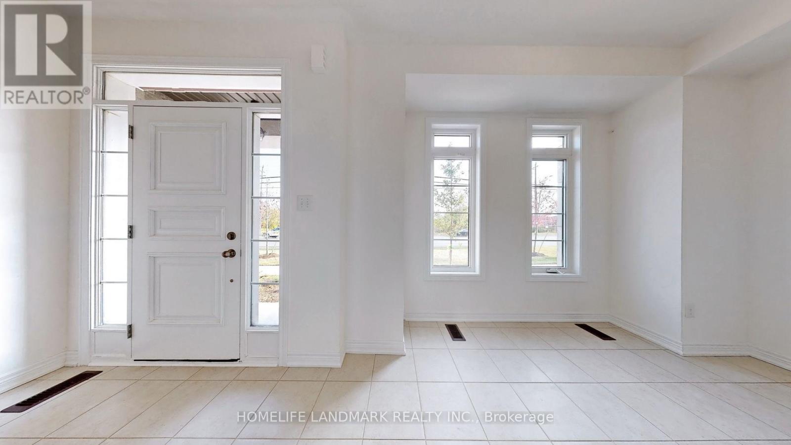 280 King Road, Richmond Hill, Ontario  L4E 1H3 - Photo 12 - N12132544
