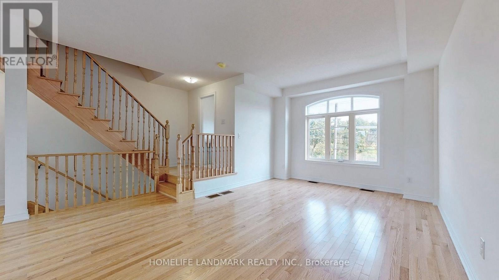 280 King Road, Richmond Hill, Ontario  L4E 1H3 - Photo 2 - N12132544