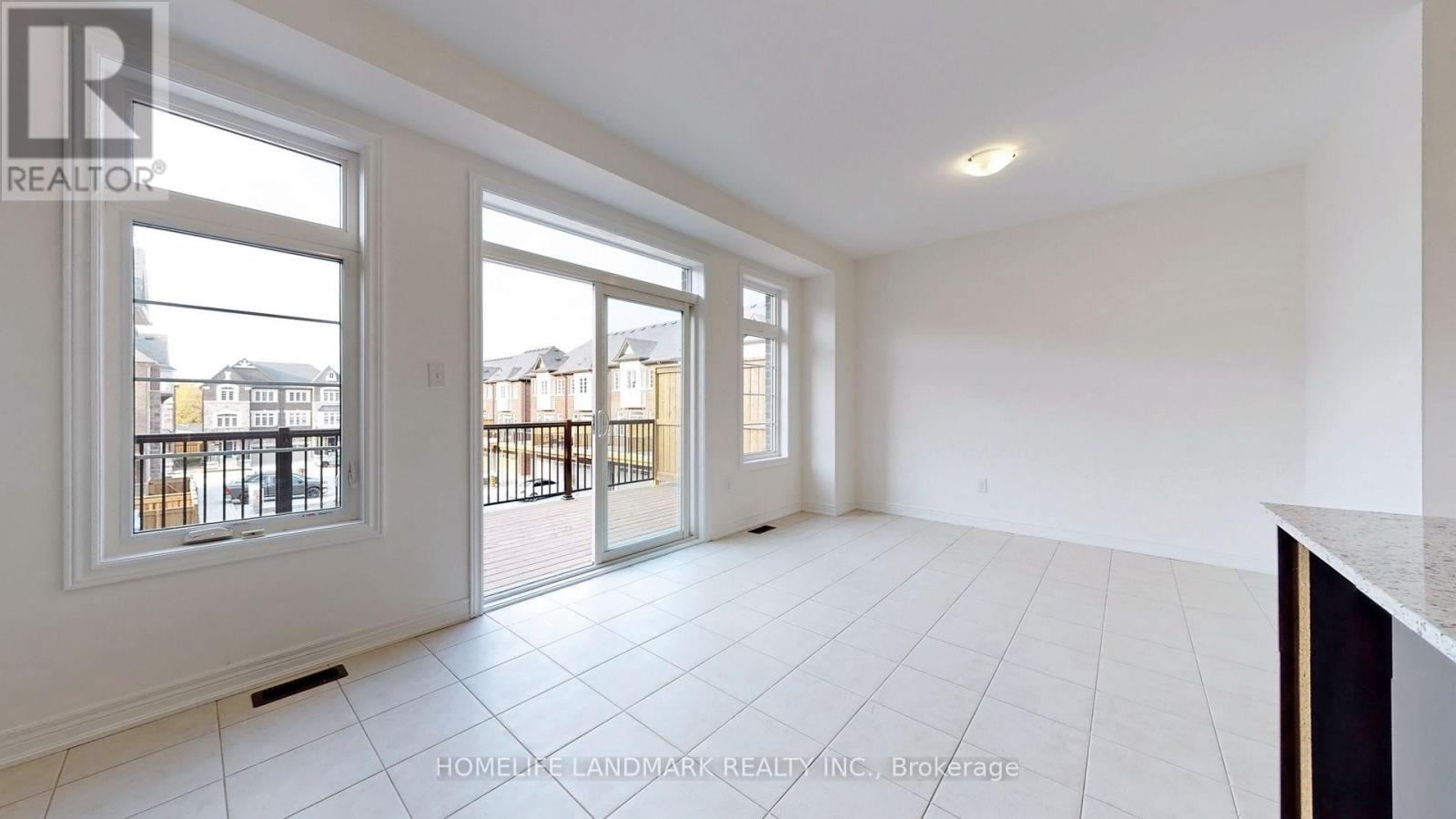 280 King Road, Richmond Hill, Ontario  L4E 1H3 - Photo 5 - N12132544