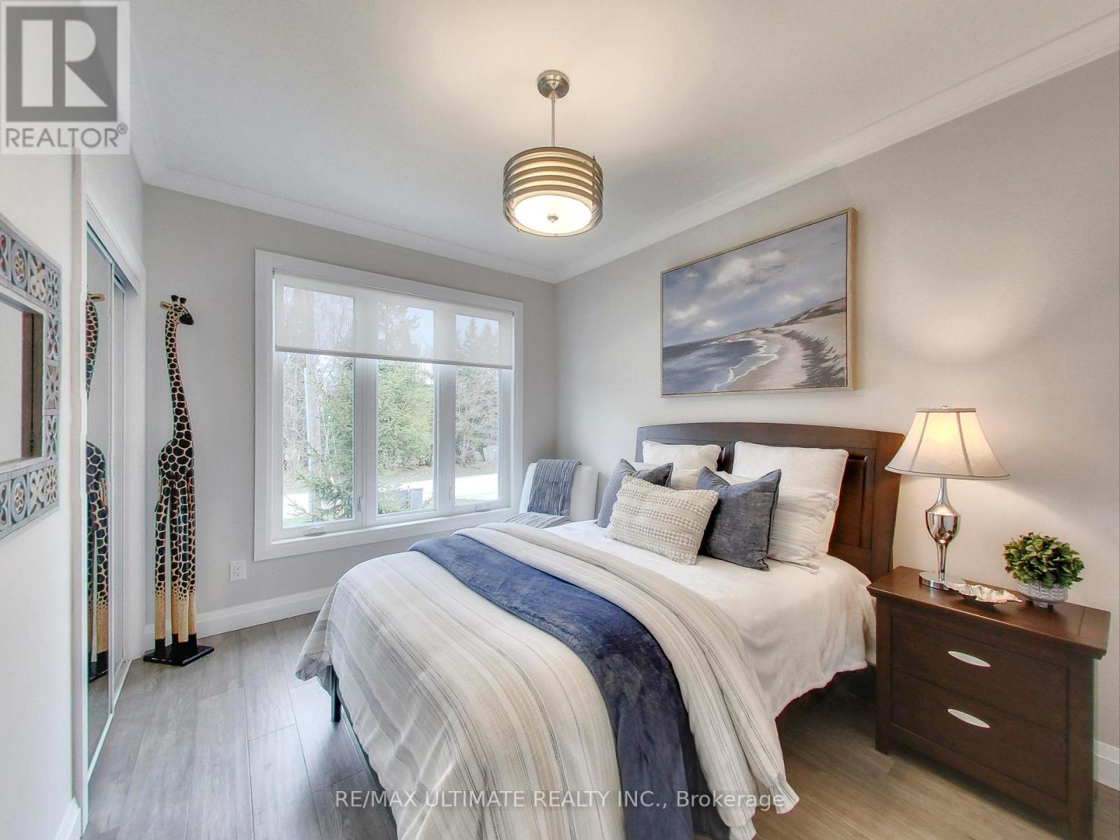 121 Lily Drive, Wasaga Beach, Ontario  L9Z 2Z2 - Photo 27 - S12132560