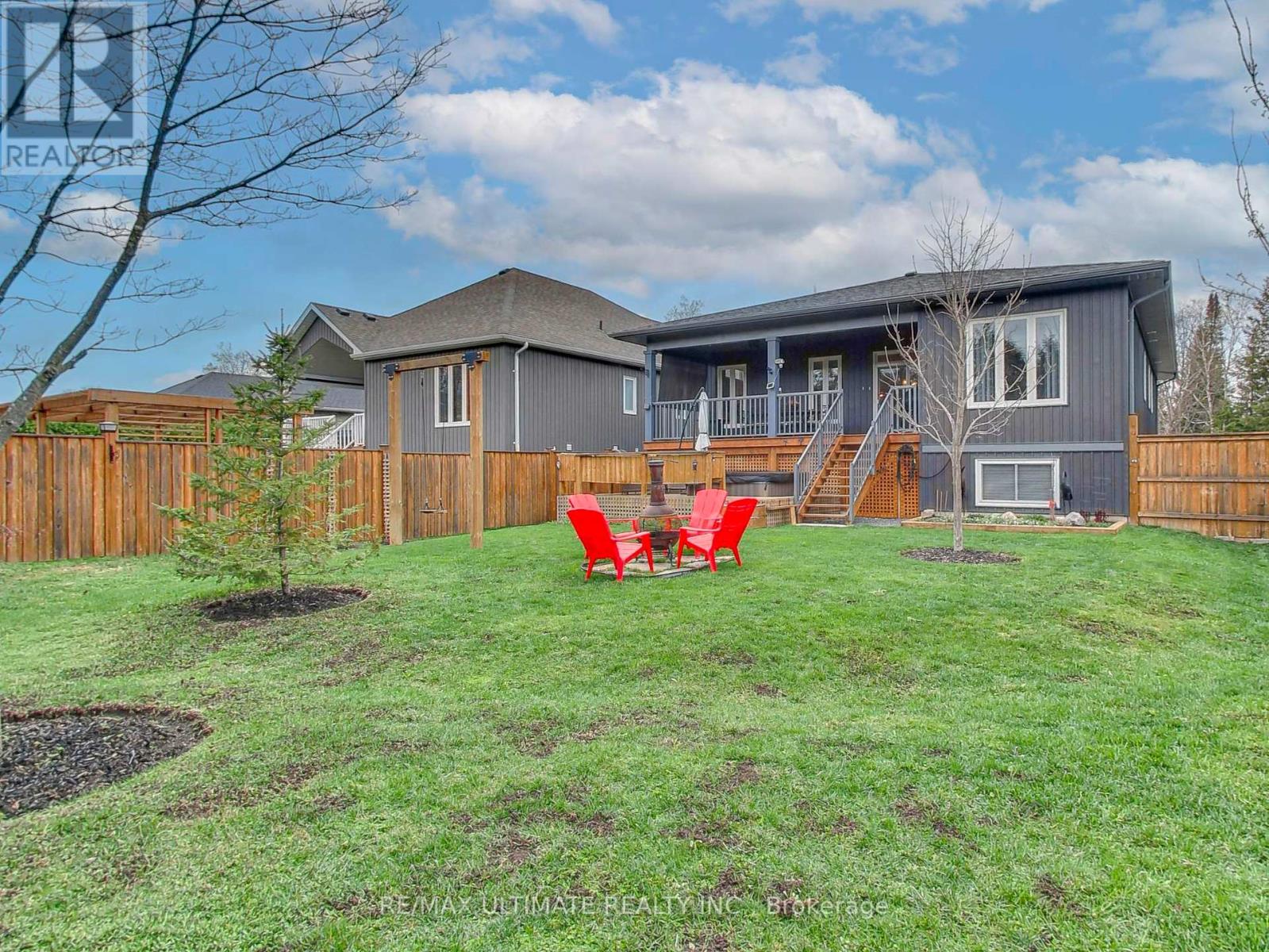 121 Lily Drive, Wasaga Beach, Ontario  L9Z 2Z2 - Photo 45 - S12132560