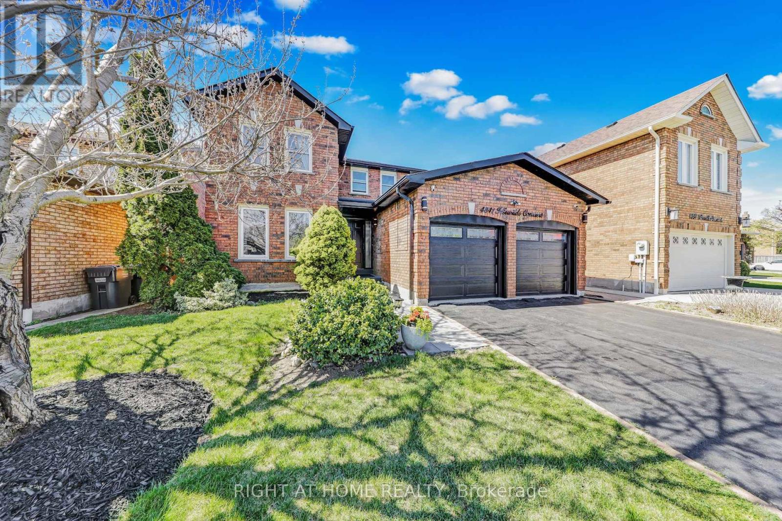 Property at 4341 IDLEWILDE CRESCENT image 3