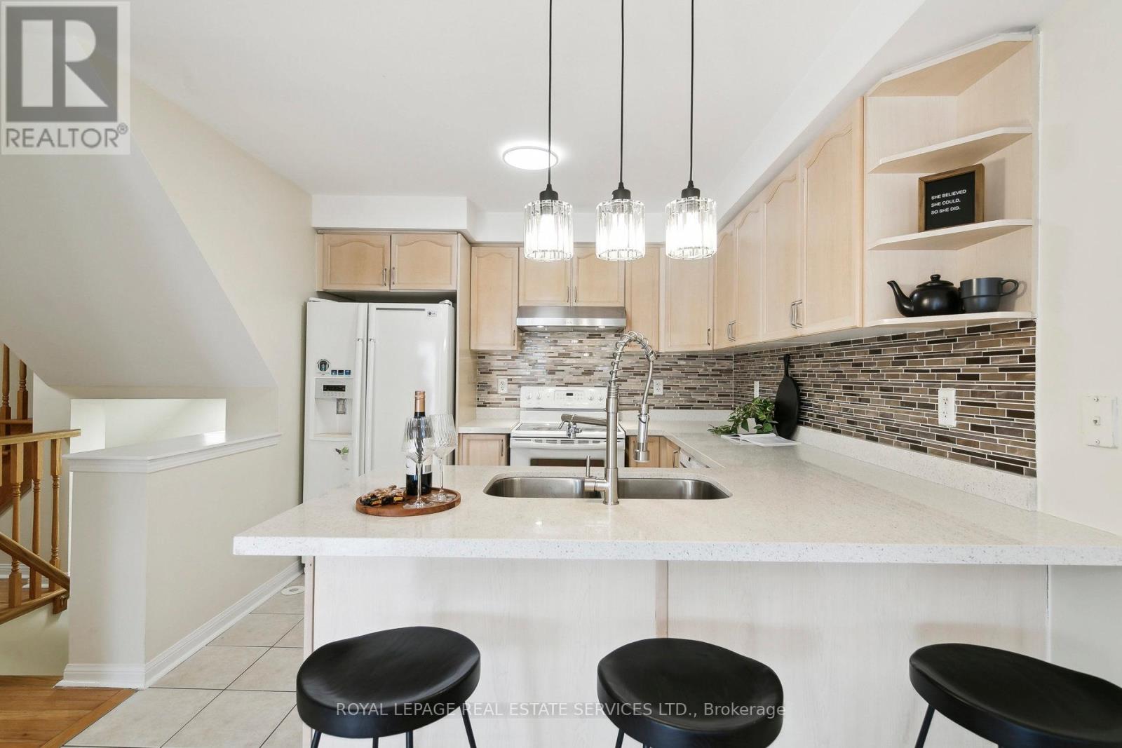 3033 Drumloch Avenue, Oakville, Ontario  L6M 5H9 - Photo 17 - W12132546