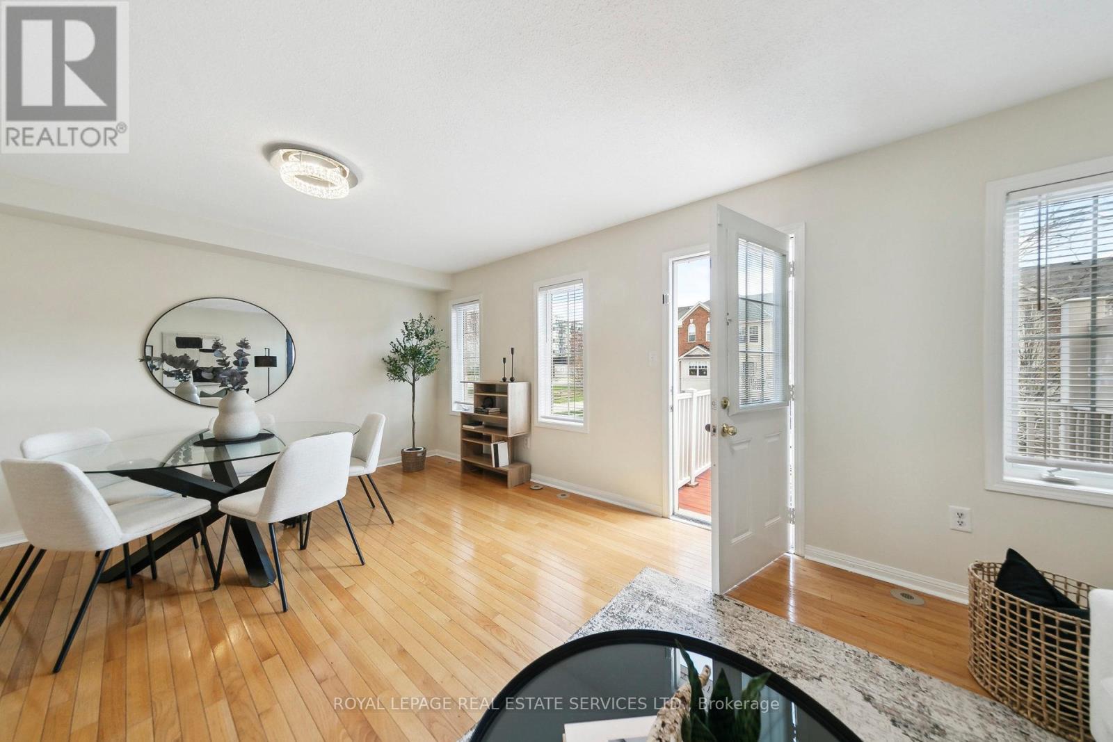 3033 Drumloch Avenue, Oakville, Ontario  L6M 5H9 - Photo 29 - W12132546