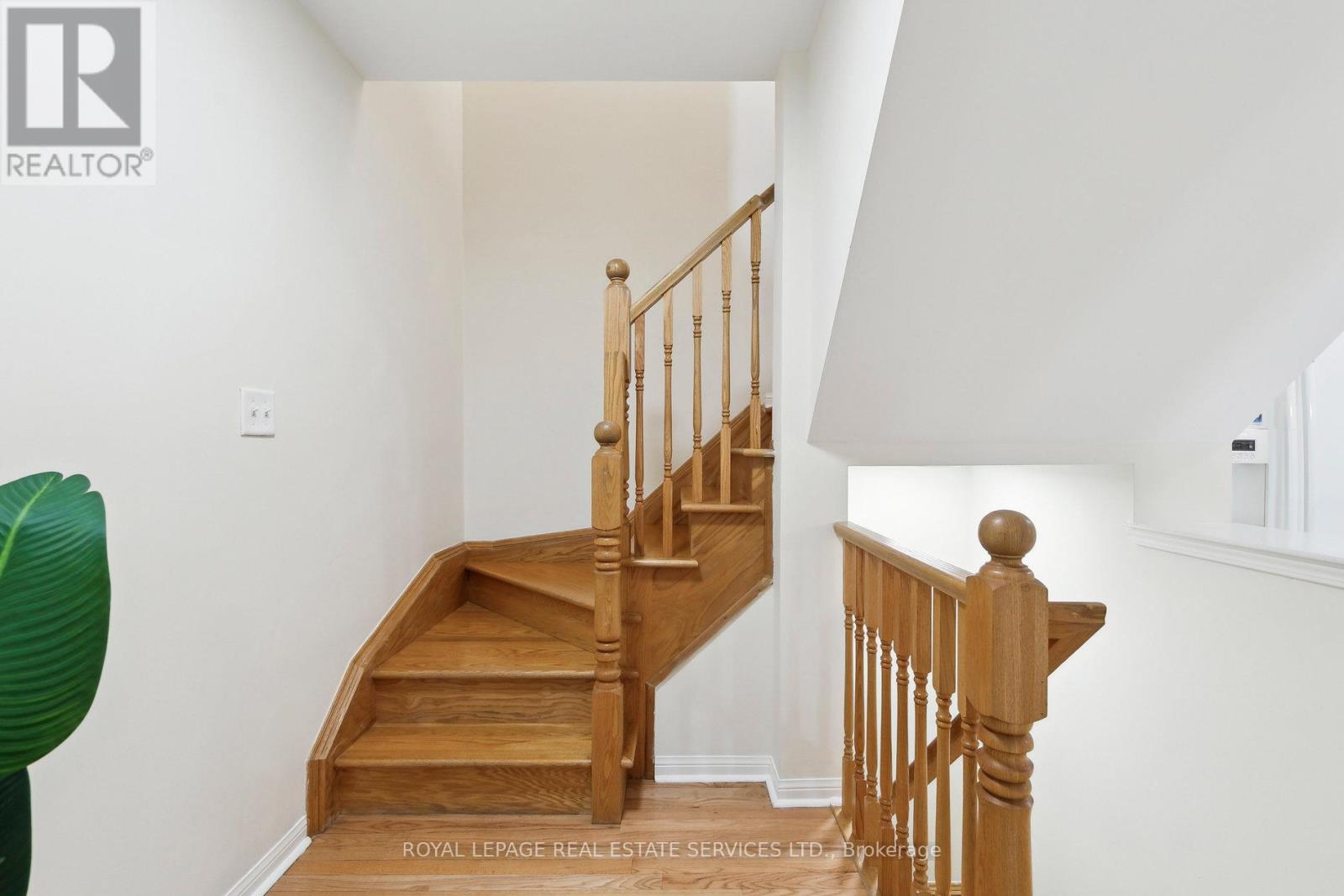 3033 Drumloch Avenue, Oakville, Ontario  L6M 5H9 - Photo 31 - W12132546