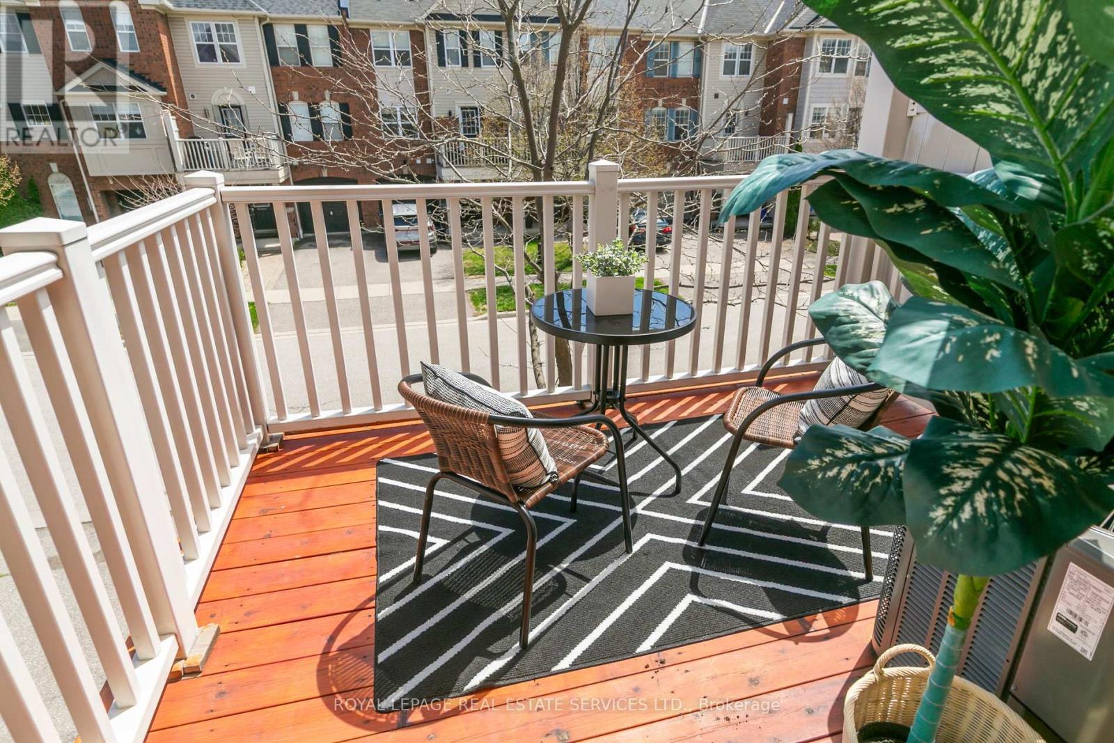 3033 Drumloch Avenue, Oakville, Ontario  L6M 5H9 - Photo 45 - W12132546