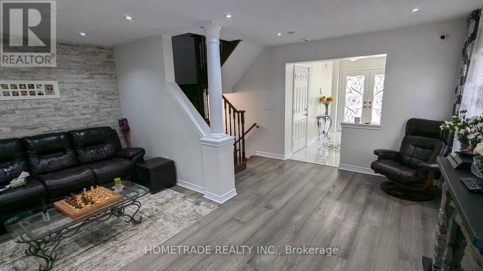 4861 Verdi Street, Burlington, Ontario  L7M 0H4 - Photo 9 - W12132574