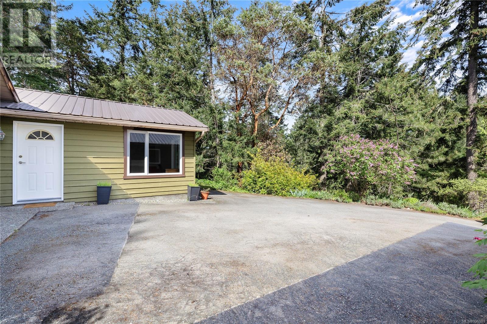 260 Old Divide Rd, Salt Spring, British Columbia  V8K 2G7 - Photo 30 - 996981