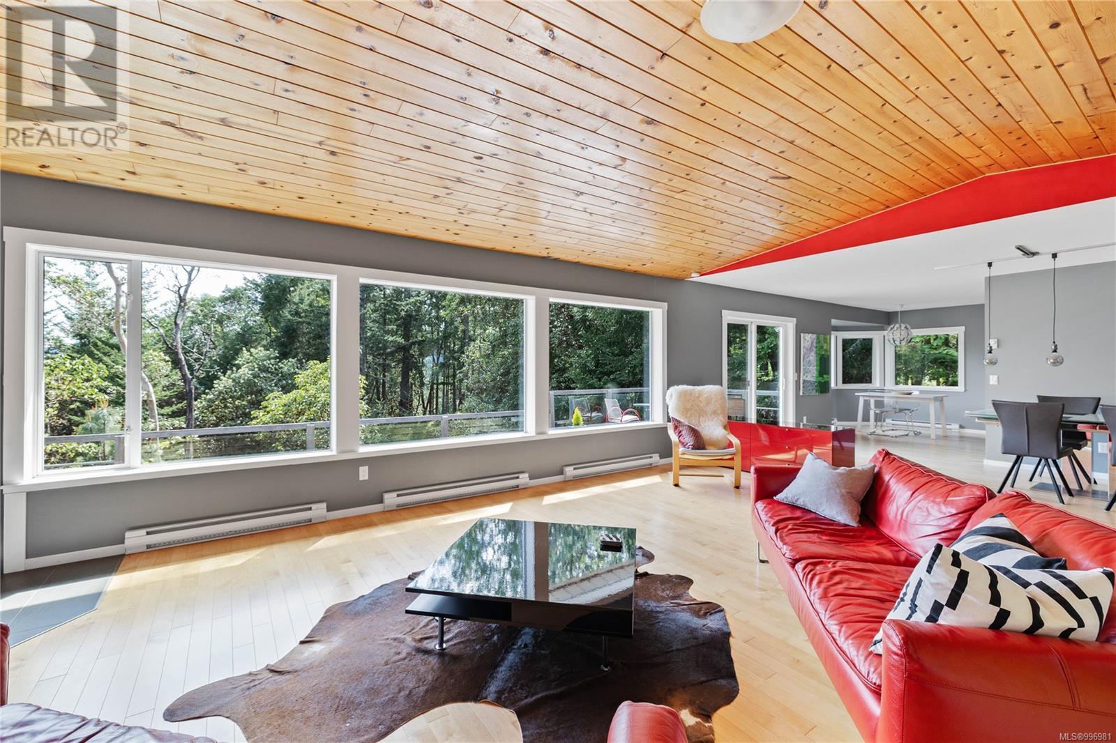 260 Old Divide Rd, Salt Spring, British Columbia  V8K 2G7 - Photo 6 - 996981